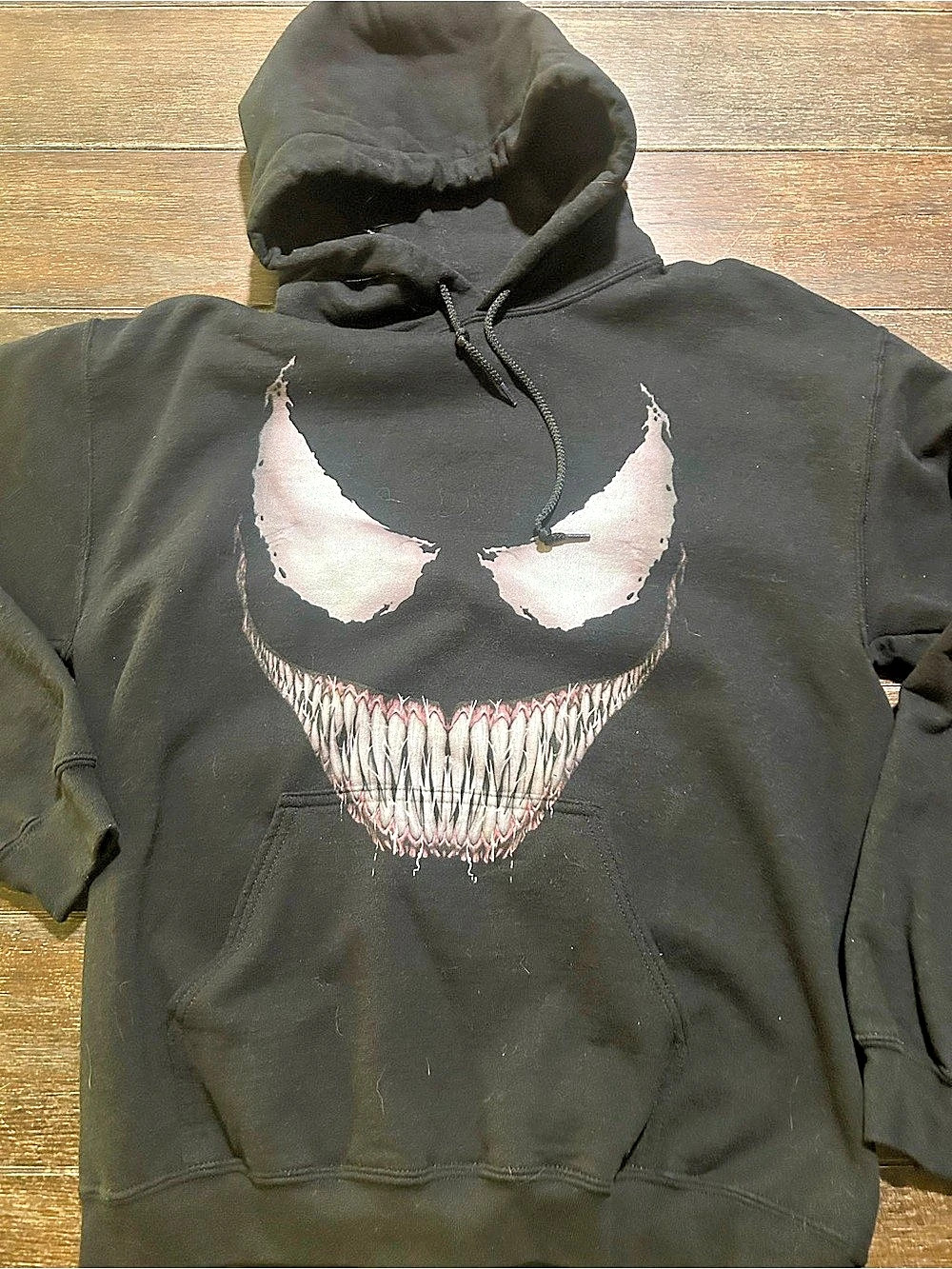 Marvel Venom graphic hoodie Graphic Hoodie Size Medium